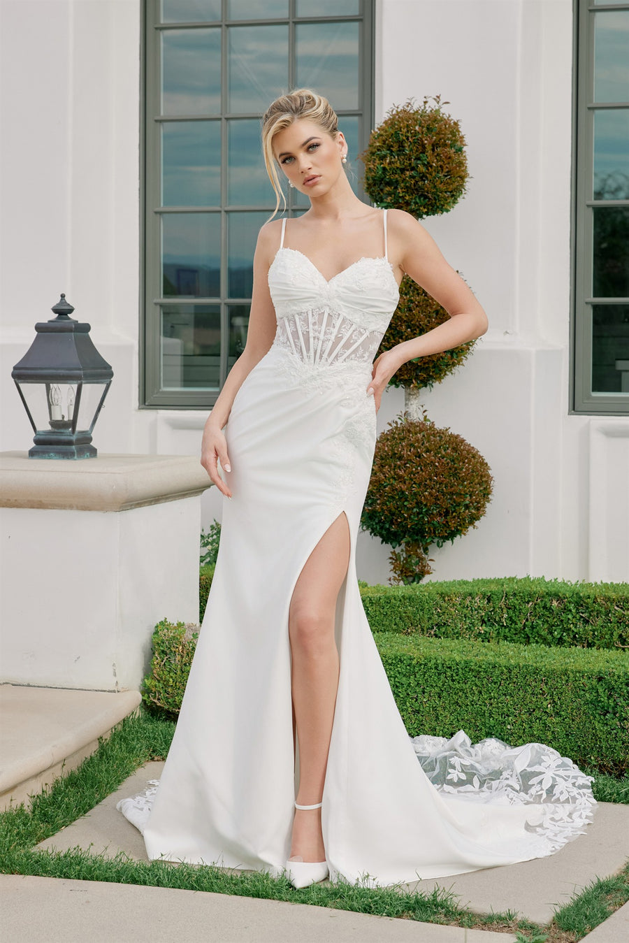 Besiia Bennett (JW1050)